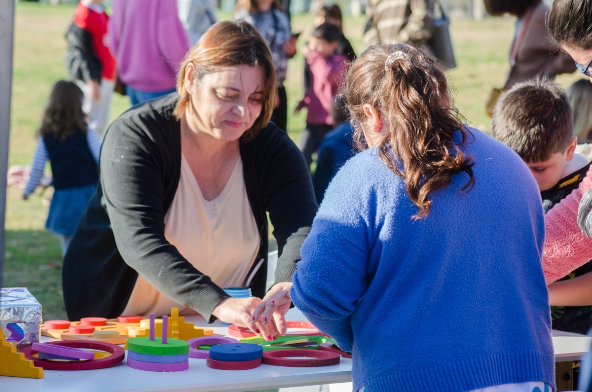 El Día Internacional del Juego se festejó en familia en la Plaza San ...