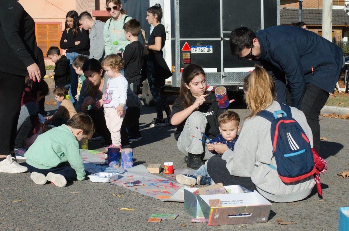 El Día Internacional del Juego se festejó en familia en la Plaza San ...
